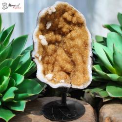 Citrínová drúza na kovovém stojánku 17,65 kg